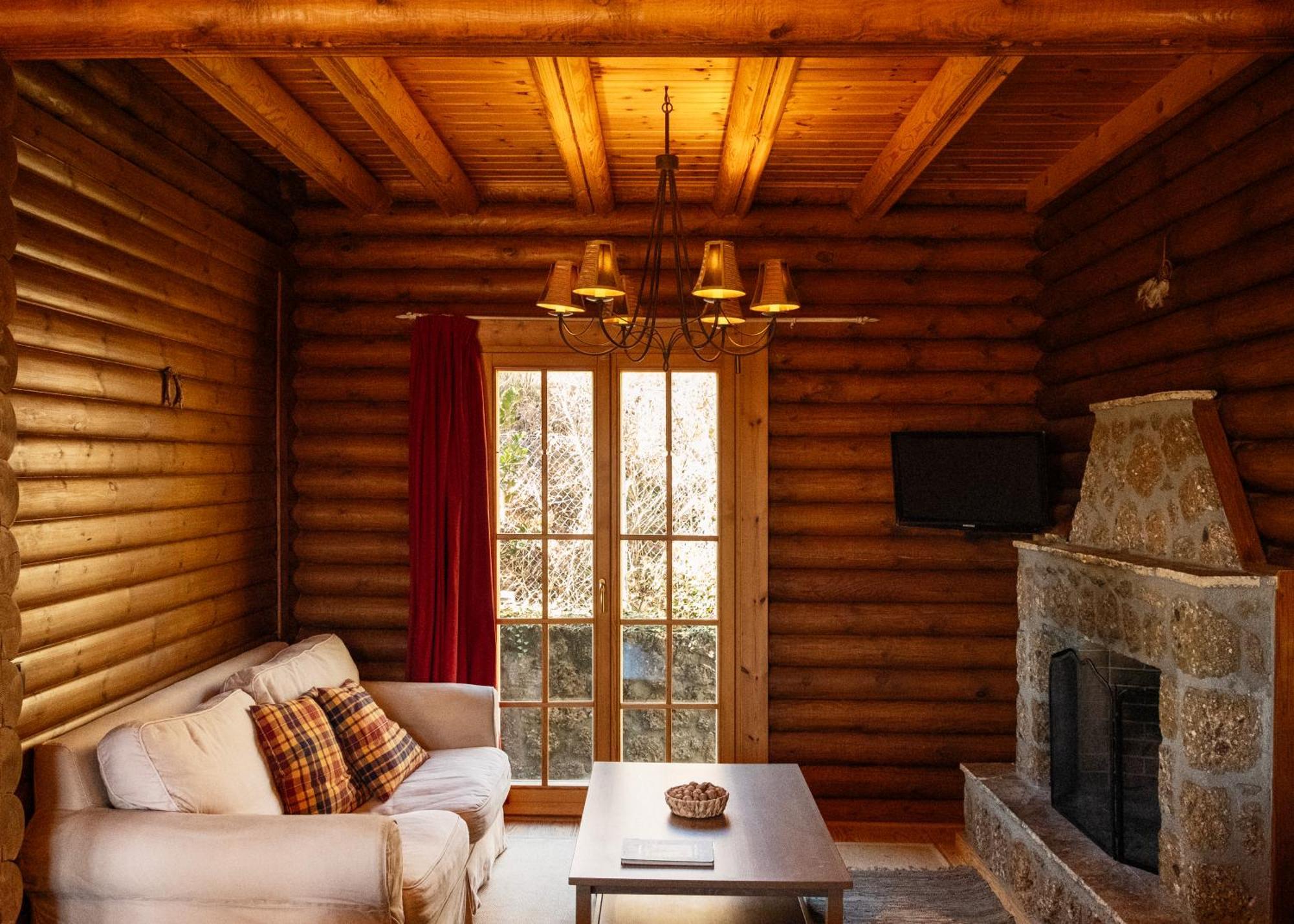 Paradise Chalet Ano Trikala Eksteriør billede